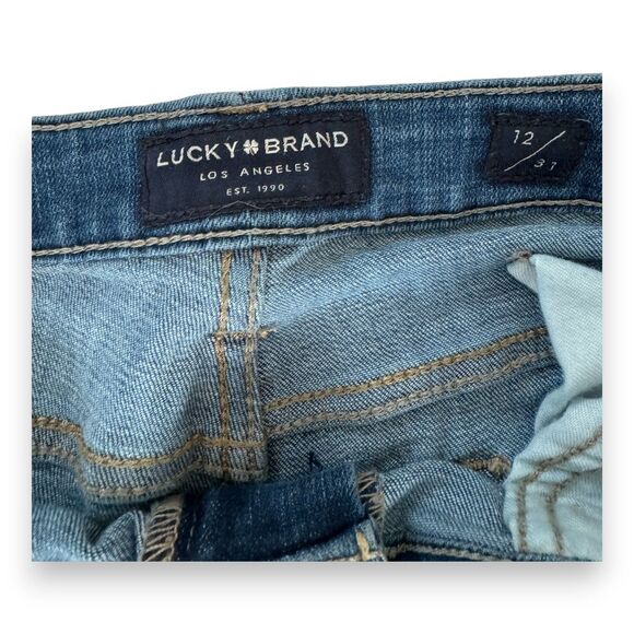 Lucky Brand Women's Jeans Size 12 /31 Low Rise Crop Medium Denim Wash Bl… - Picture 4 of 4
